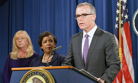 Andrew McCabe Dimite el subdirector del FBI, Andrew McCabe